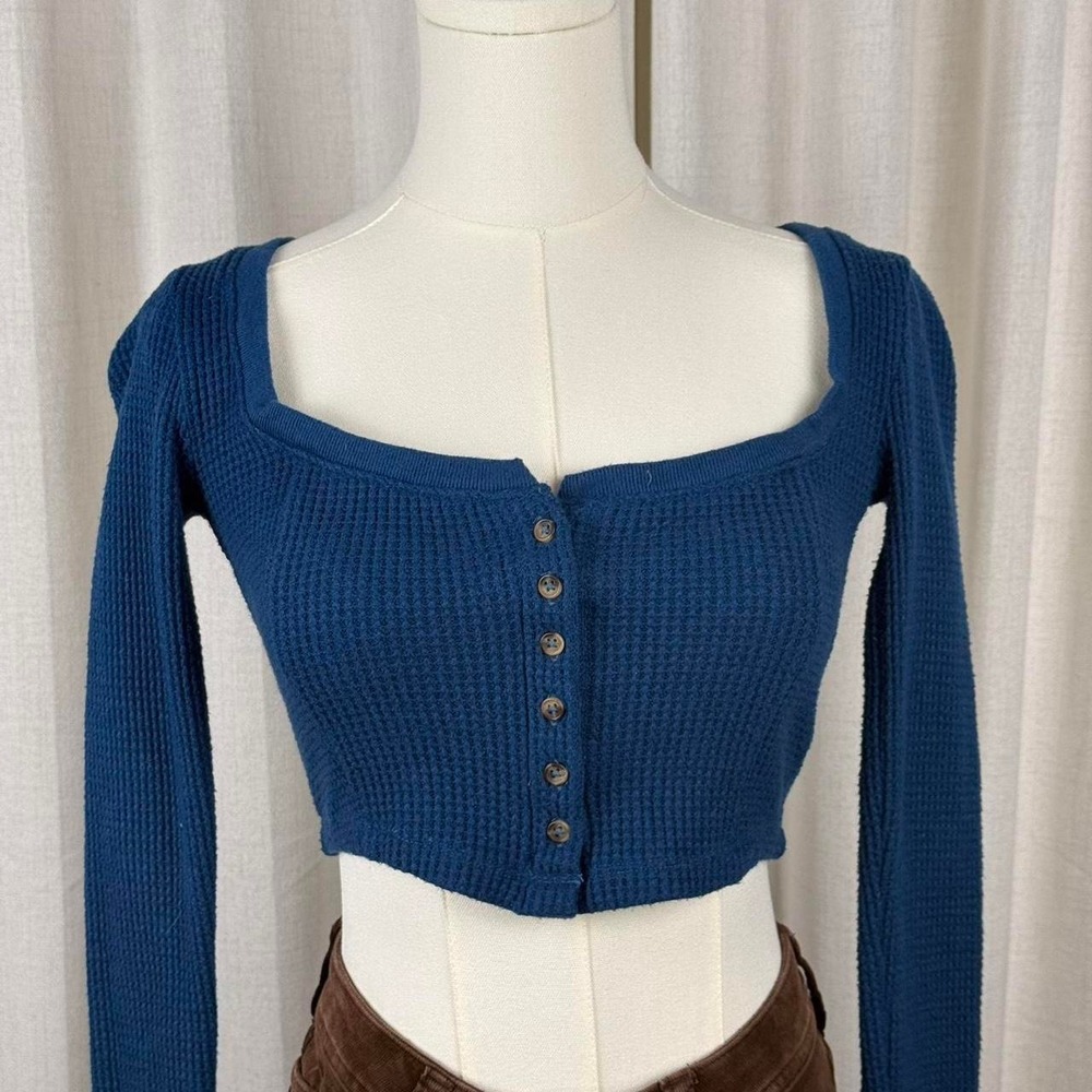 Out From Under Urban Outfitters Blue Waffle Knit Cropped Long Sleeve Button Top